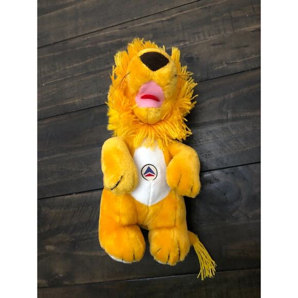 VTG Dusty the Air Lion Delta Airlines Plush Stuffed Animal Robert Hersch Promo - Picture 5 of 12